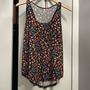 Kate Spade athletic tank in floral pattern. Size Large